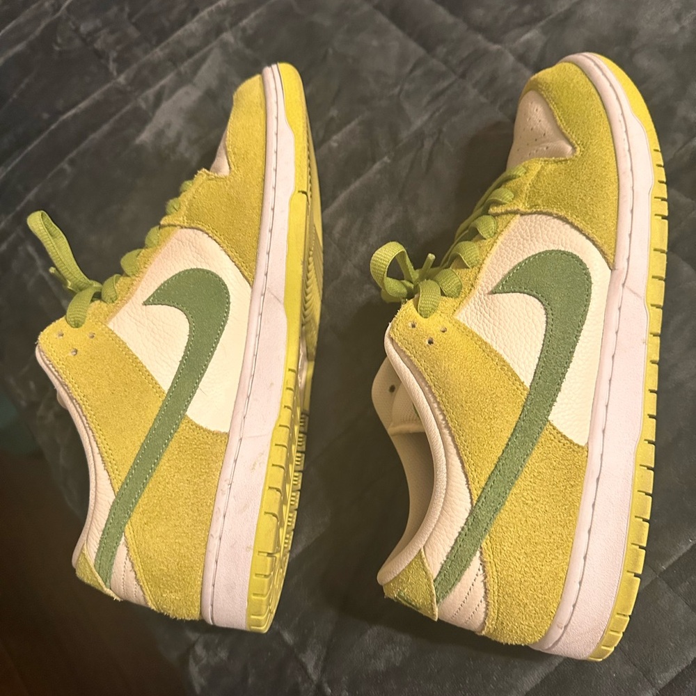 Nike sb green apple size 13 
Og all no box